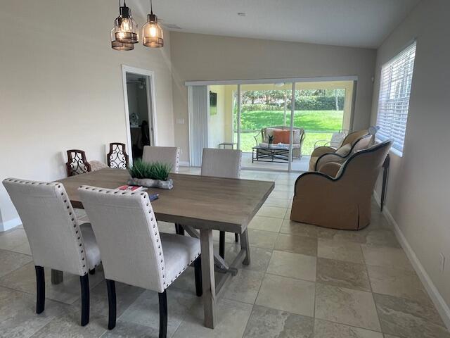 Building Photo - 2804 Rio Claro Dr N
