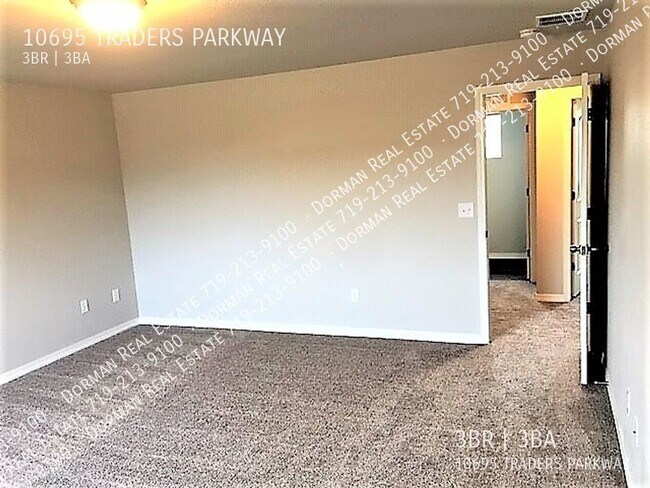 Building Photo - 10695 Traders Pkwy