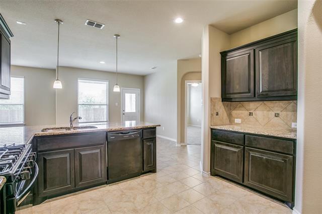 Building Photo - 453 Spring Dr