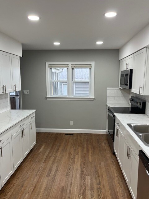 Building Photo - 8043 Chancellor Rd