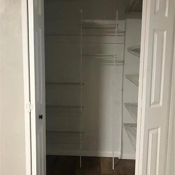 Building Photo - 5775 W Hastings Arch