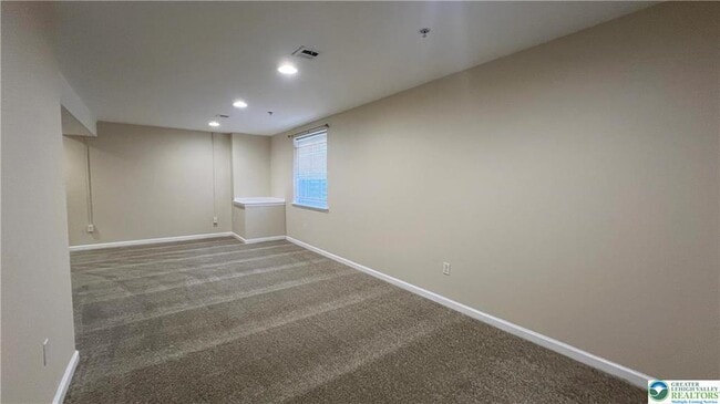 Building Photo - 251 Milkweed Dr