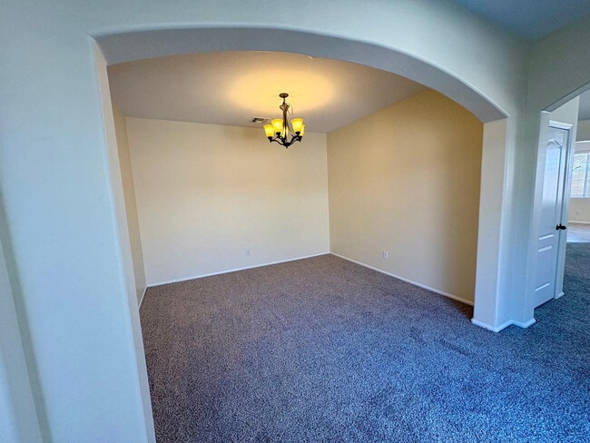 Building Photo - 16126 W Meade Ln