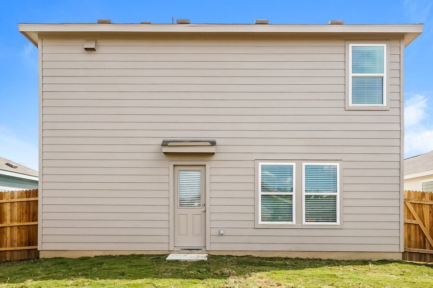 Building Photo - 14612 Greenfield Ml