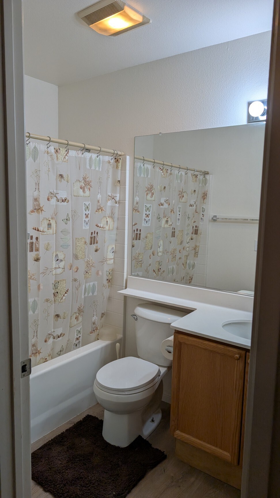 Bathroom 2 - 5621 Grand Prix Ct