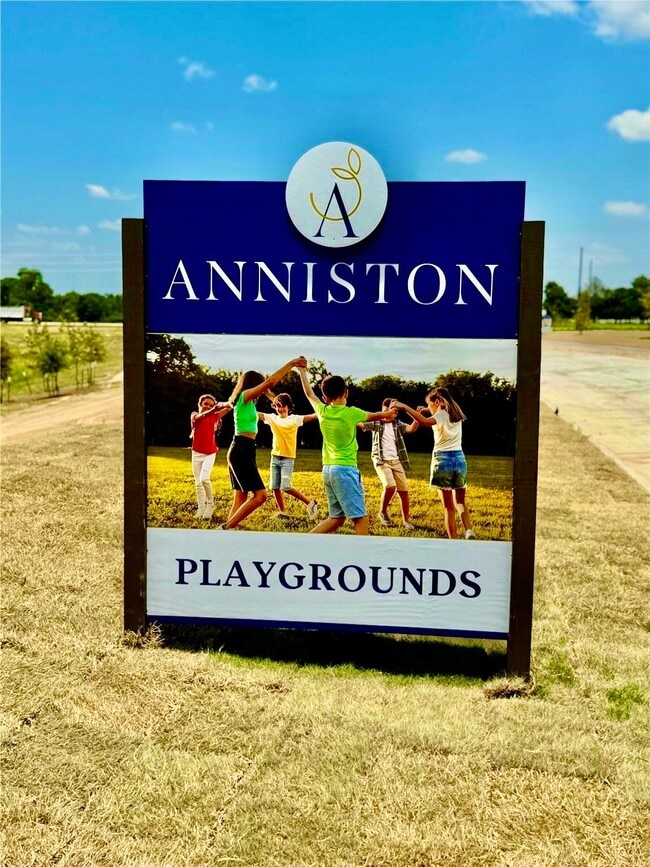 Building Photo - 6822 Yellow Jessamine Ln