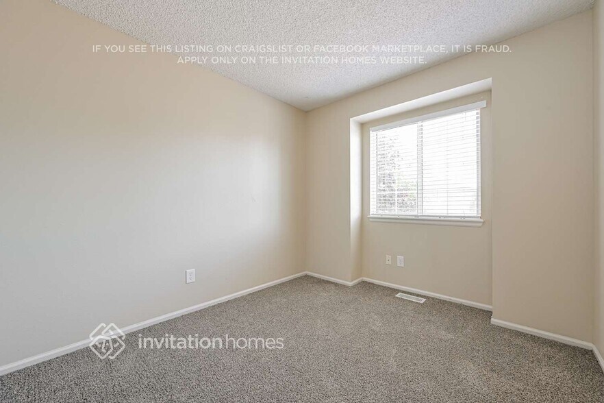 Building Photo - 9636 Lameria Dr