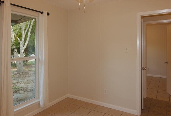 Building Photo - 5308 Peppertree Pkwy
