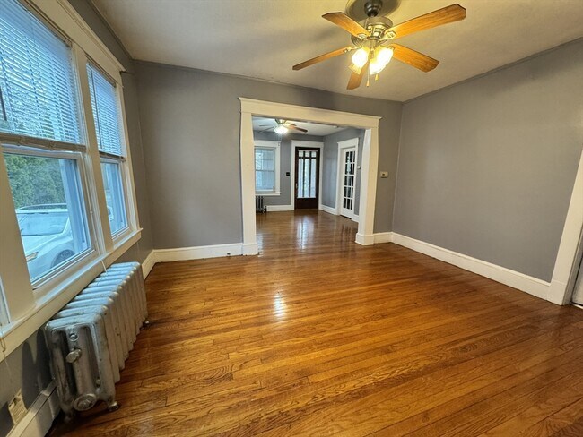 Building Photo - 134-136-136 Woodlawn St