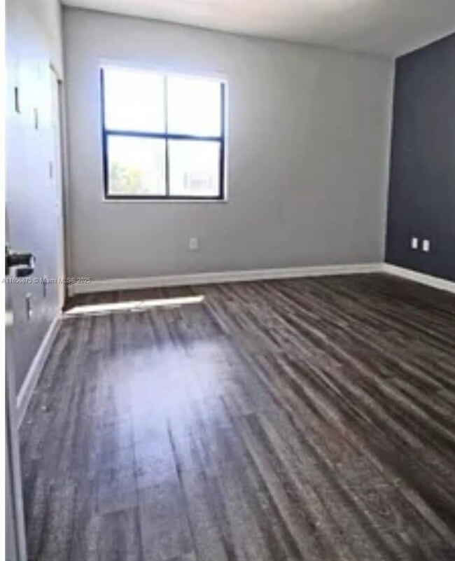 Building Photo - 3521 W 86th Terrace