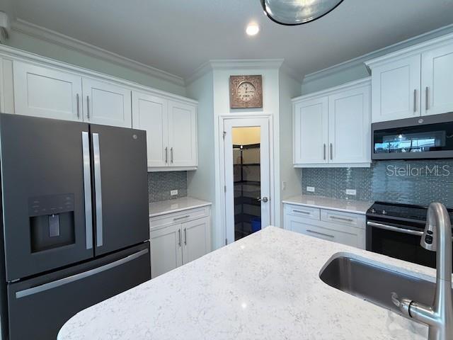 Building Photo - 16966 Rosedown Glen