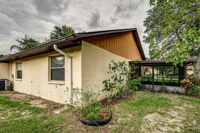 Building Photo - 5111 Cimarron Dr