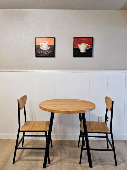 Building Photo - 9210 Meade St