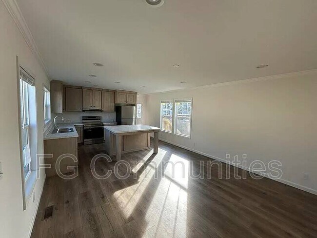 Building Photo - 206 Wedowee Ln