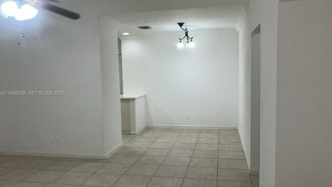 Building Photo - 1802 Waterview Cir