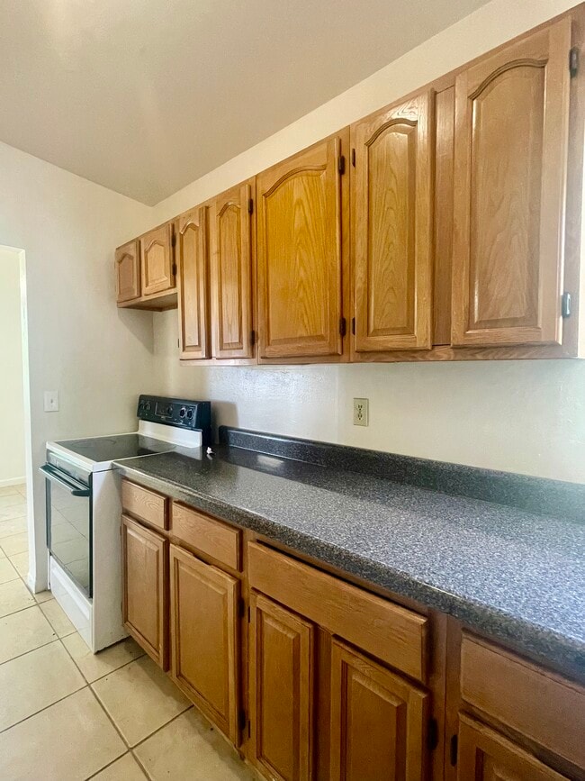 Building Photo - 6334 Talbot Cir