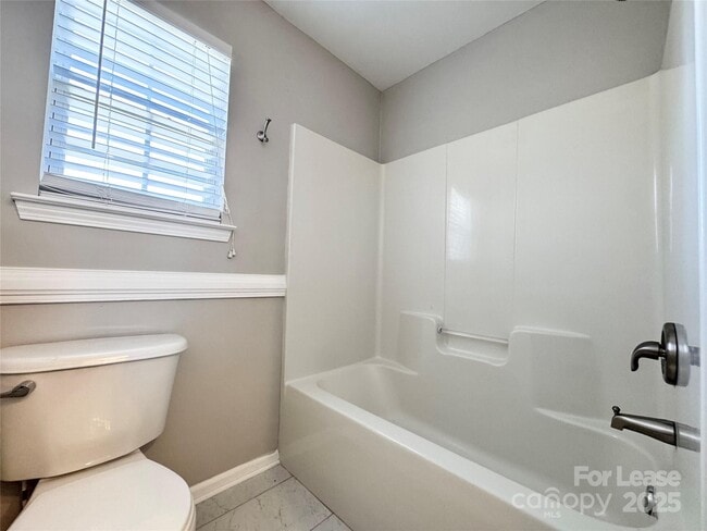 Building Photo - 11526 Shaded Ct