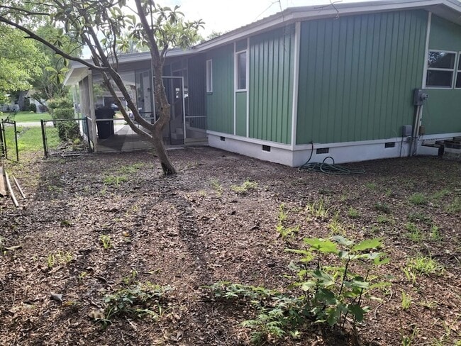 Building Photo - 103 Catalina Cir