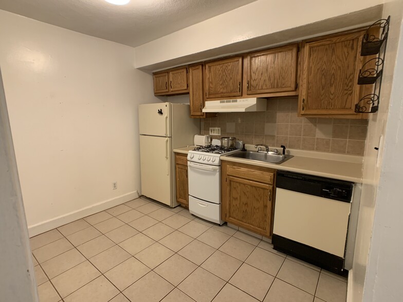 1355 unit 1 - 1355 Commonwealth Ave