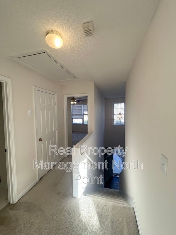 Building Photo - 5305 Falling Water Ter