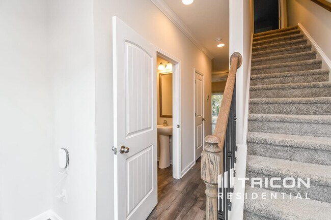 Building Photo - 937 Dawsons Park Wy