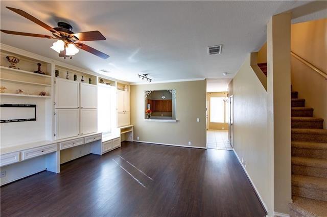 Building Photo - 2620 Van Buren Dr