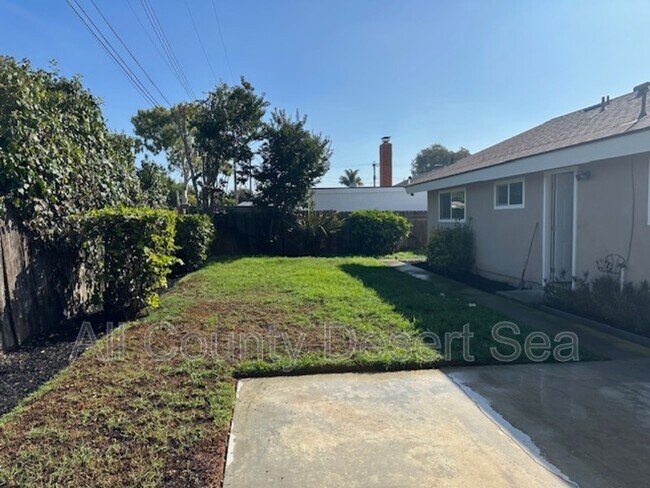 Building Photo - 4801 Kaui Dr