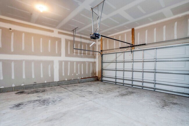 Building Photo - 220 Karlov Rd