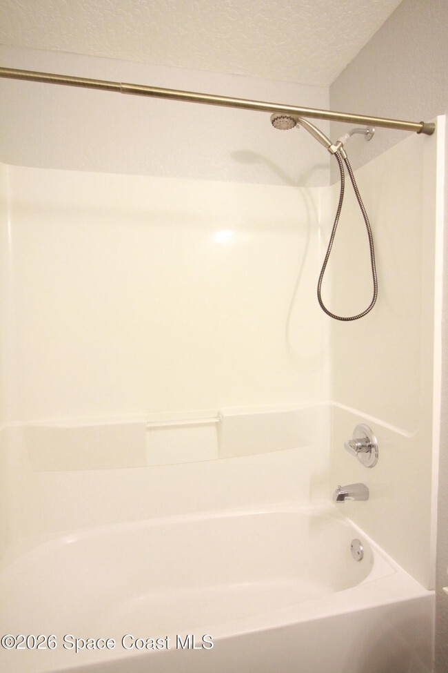 Building Photo - 3325 Elizabeth St