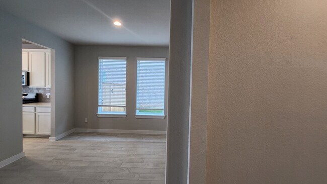 Building Photo - 8714 Mallow Rose Wy