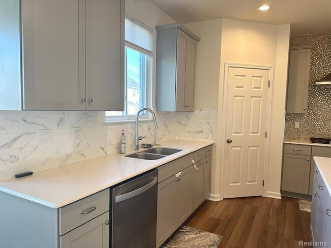 Building Photo - 50859 Steed Dr