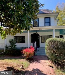 Building Photo - 2015 W Rogers Ave