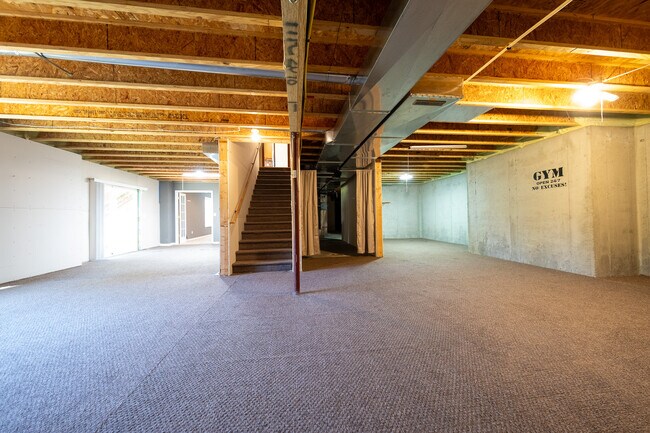 Building Photo - 16549 Dodd Ln