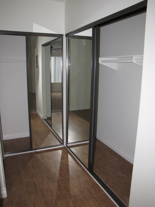 Building Photo - Beautiful 1 Bedroom Unit in Orange