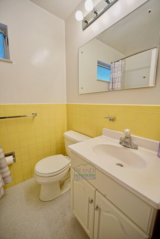 Building Photo - 2309 Fifth Ave