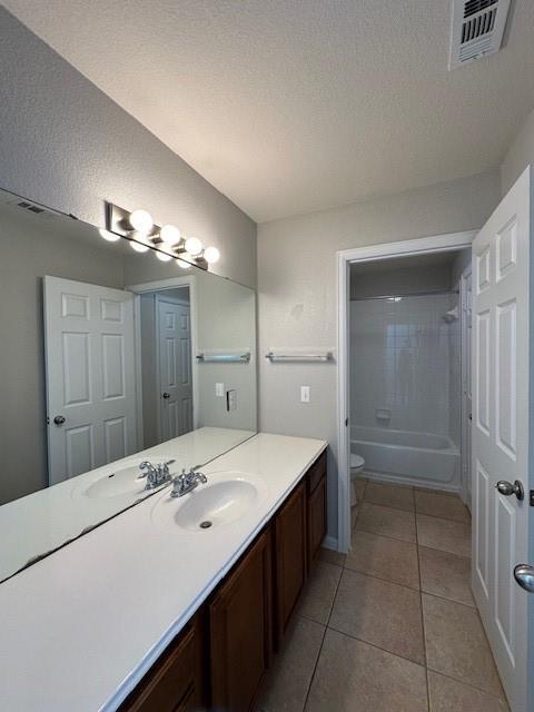 Building Photo - 2505 Charolais Ct