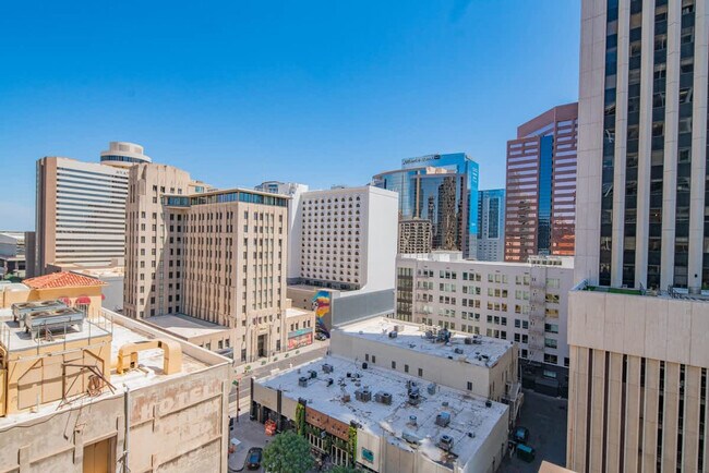 Building Photo - 101 N 1st Ave