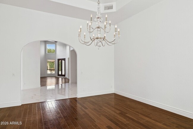 Building Photo - 8303 N 61st Pl