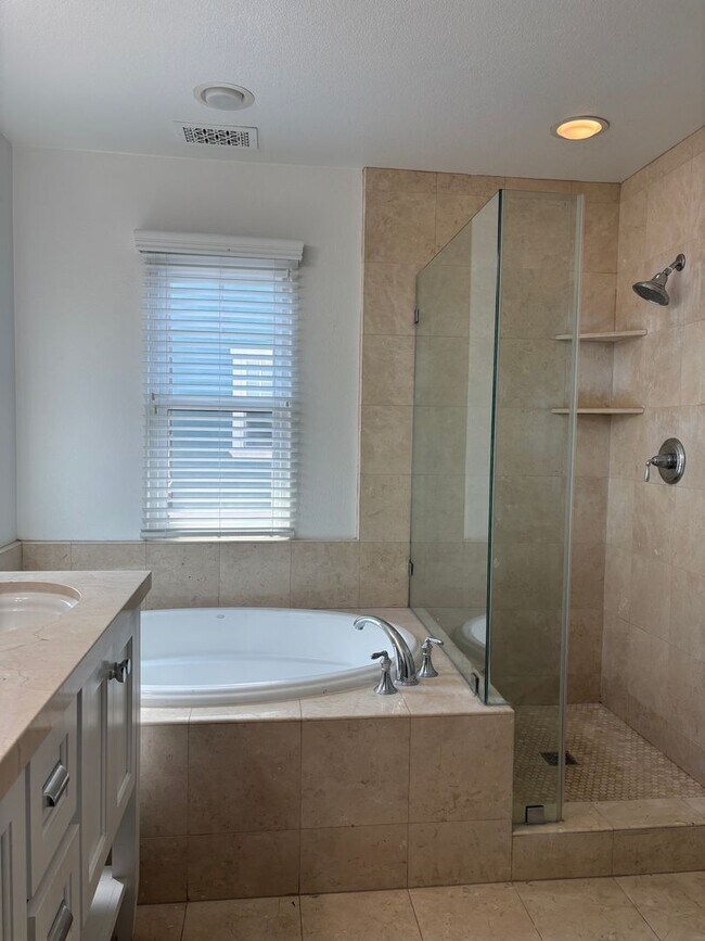 Building Photo - Welcome Home to Grafton Terrace! Ideally l...