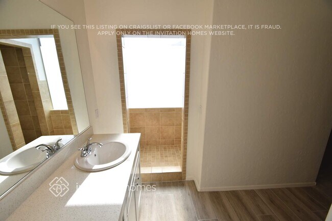 Building Photo - 7154 S Balboa Ct