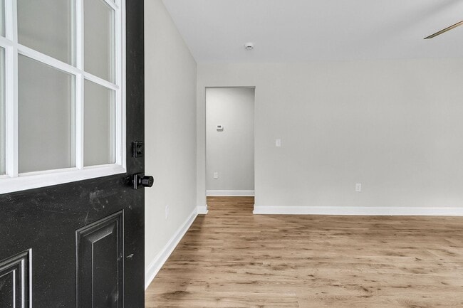 Building Photo - 30 Guerry Cir