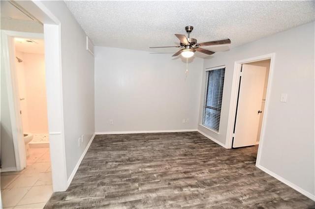 Building Photo - 9835 Walnut St