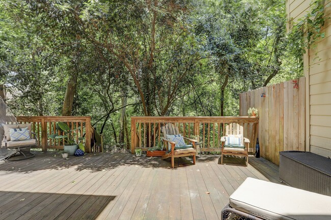 Building Photo - 12625 Memorial Dr