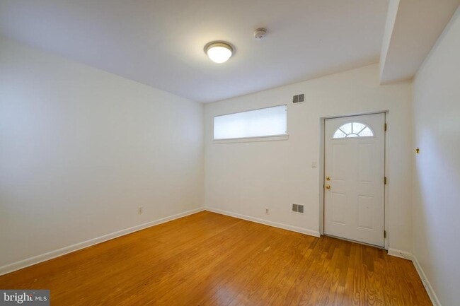 Building Photo - 1771 Swann St NW