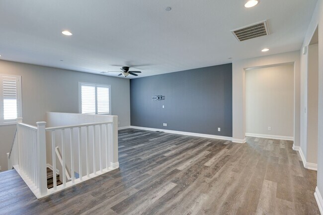 Building Photo - **Luxury 5 Bedroom Pool Home for Rent in Inspirada | Nearly 4,000 Sq Ft on Corner Lot**