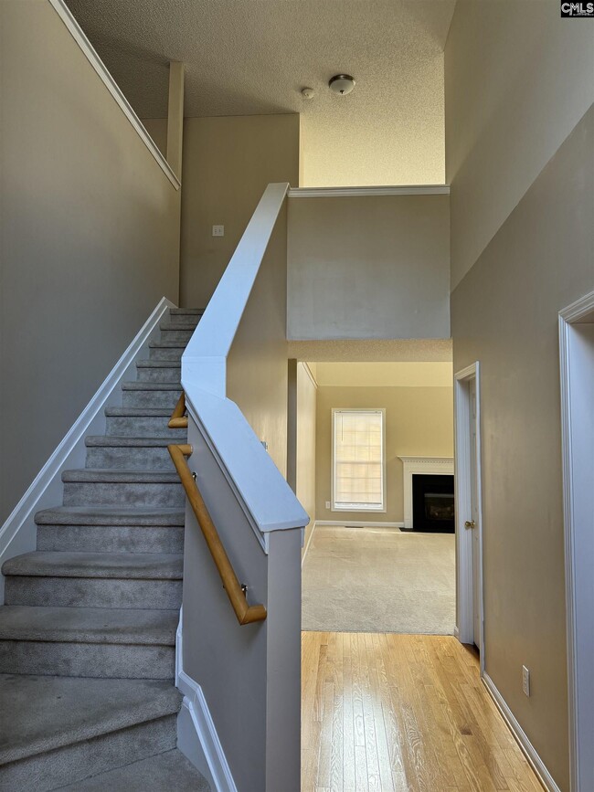 Building Photo - 179 Oldtown Dr