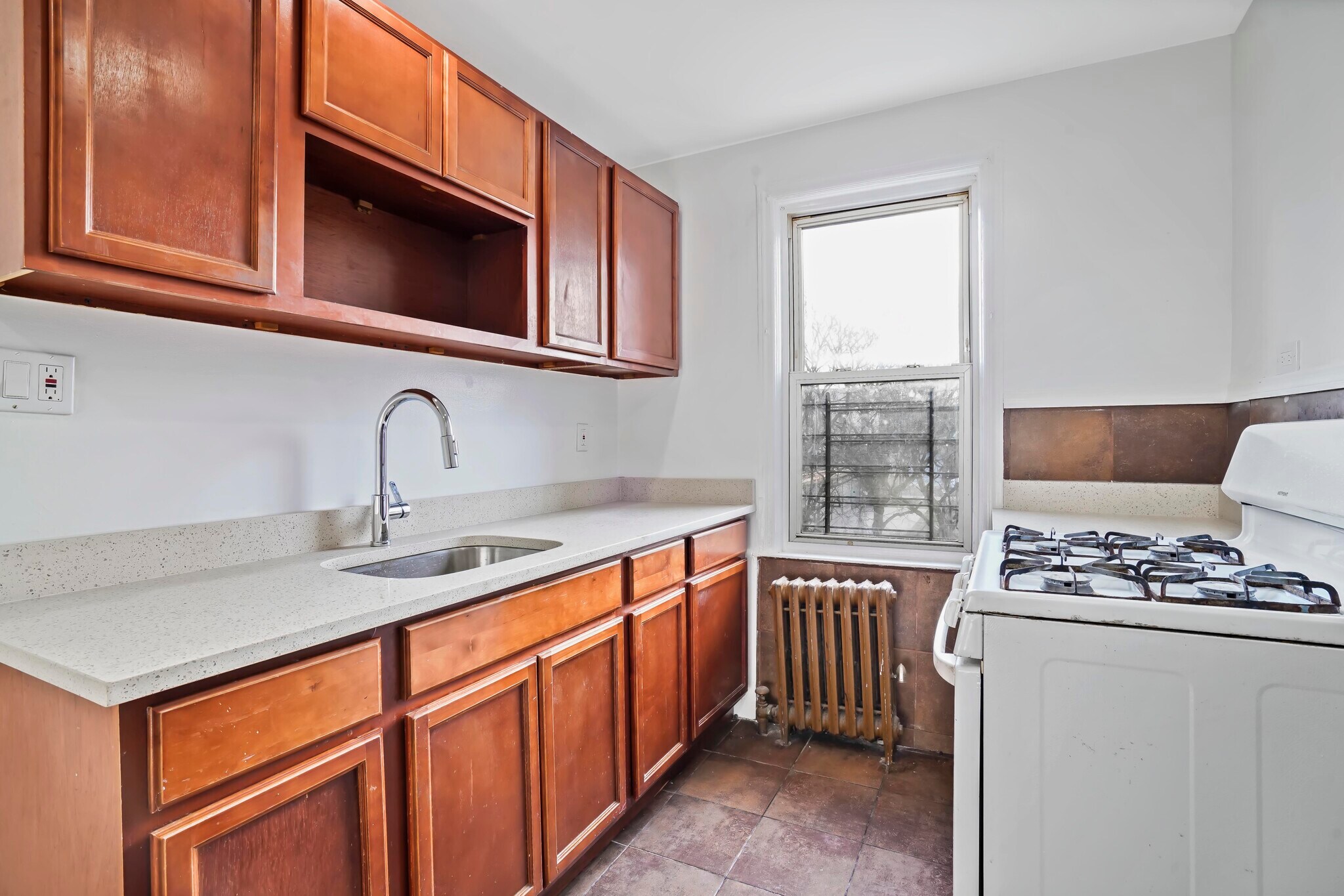 Building Photo - 1824 Summerfield St