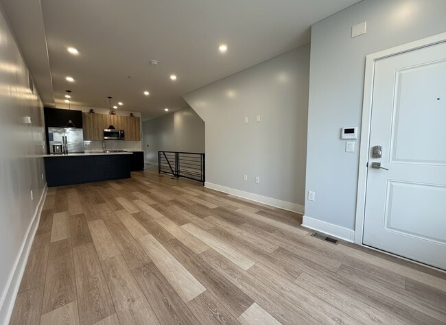 Primary Photo - 2526 Cecil B. Moore Ave