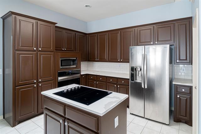 Building Photo - 2712 Creekmere Dr