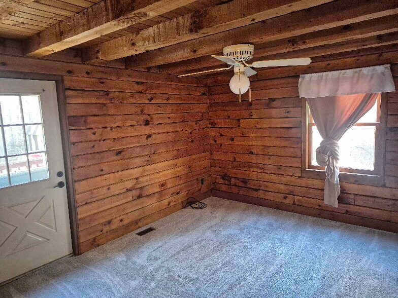 Building Photo - 3550 Holderness Ln